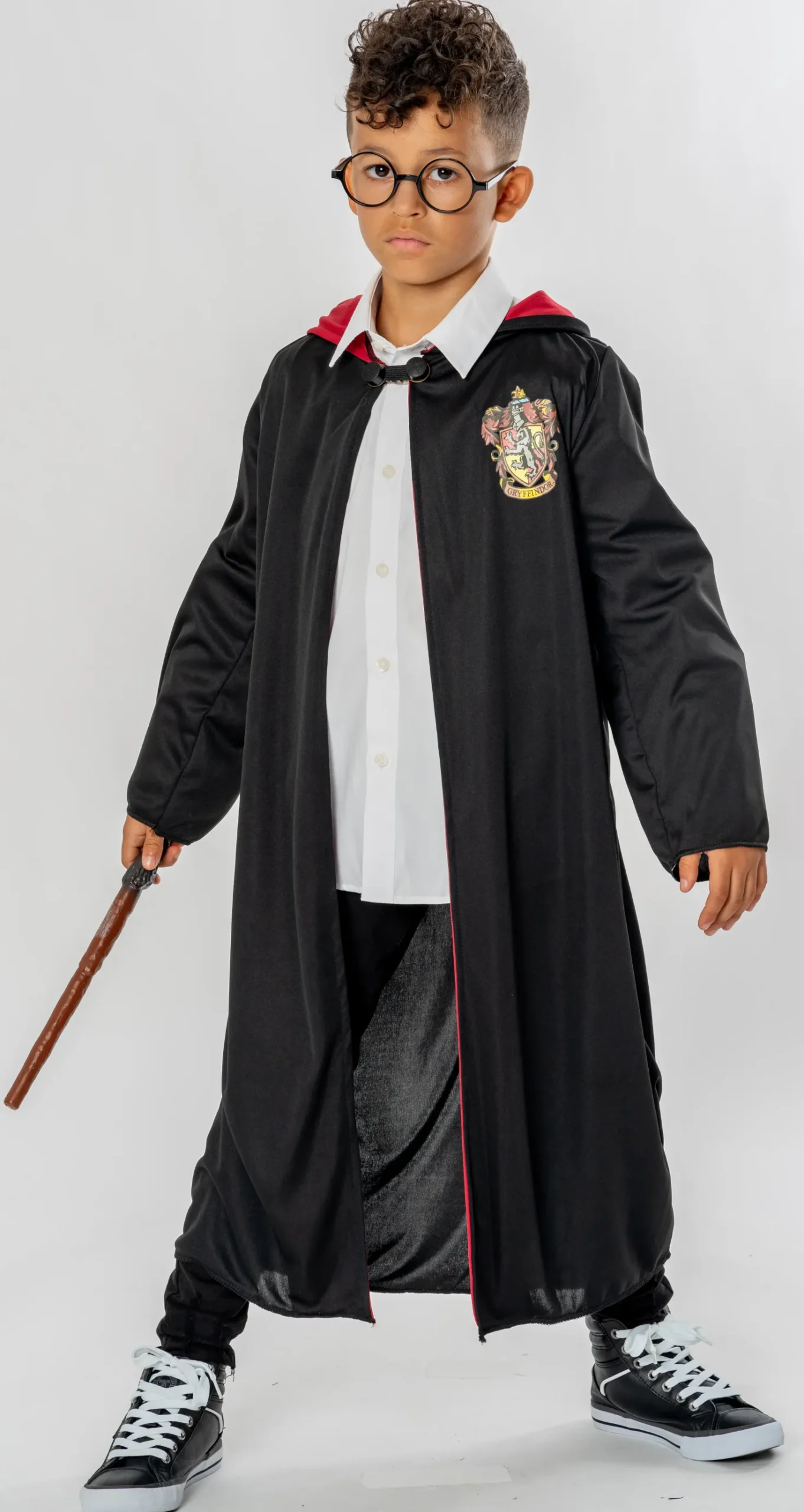 Harry Potter asusetti; kaapu, lasit ja taikasauva