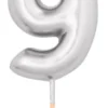 Numerokynttilä 9 hopeanvärinen