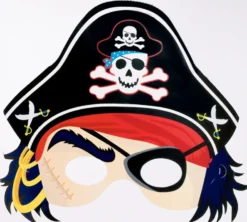Pahvinaamari, Pirate Treasure
