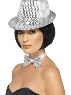 Popparin hattu, hopea