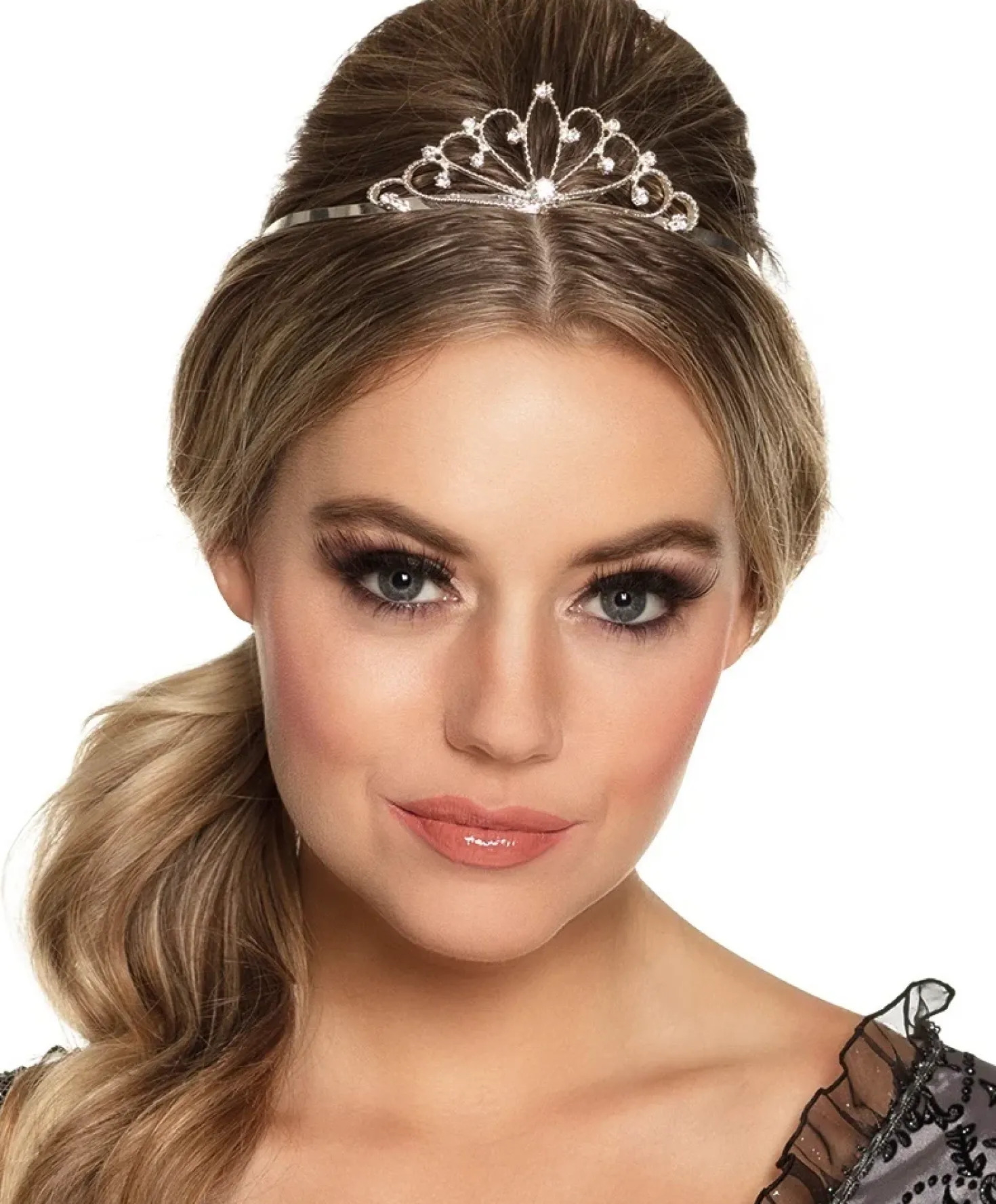 Tiara juhlava